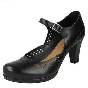 Clark’s Cutout Mary Janes
